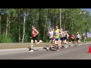 Baranovski wygrał XV Międzynarodowy Półmaraton Kurpiowski (wyniki, zdjęcia, wideo)