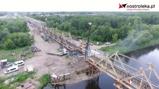 Trwa przebudowa mostu kolejowego w Ostrołęce
