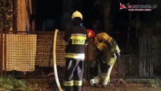 Pożar przy Sienkiewicza w Ostrołęce. W akcji kilka jednostek strażackich