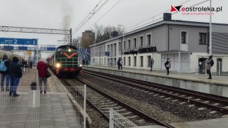 Pionier przetarł szlak! Retropociąg w Ostrołęce, pasażerowie pojechali linią 35